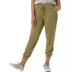 Anybody Women’s Polyester and Spandex Light Olive Lightweight Cuffed Joggers M